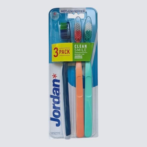03. Clean Smile Medium Toothbrush 3-Pack